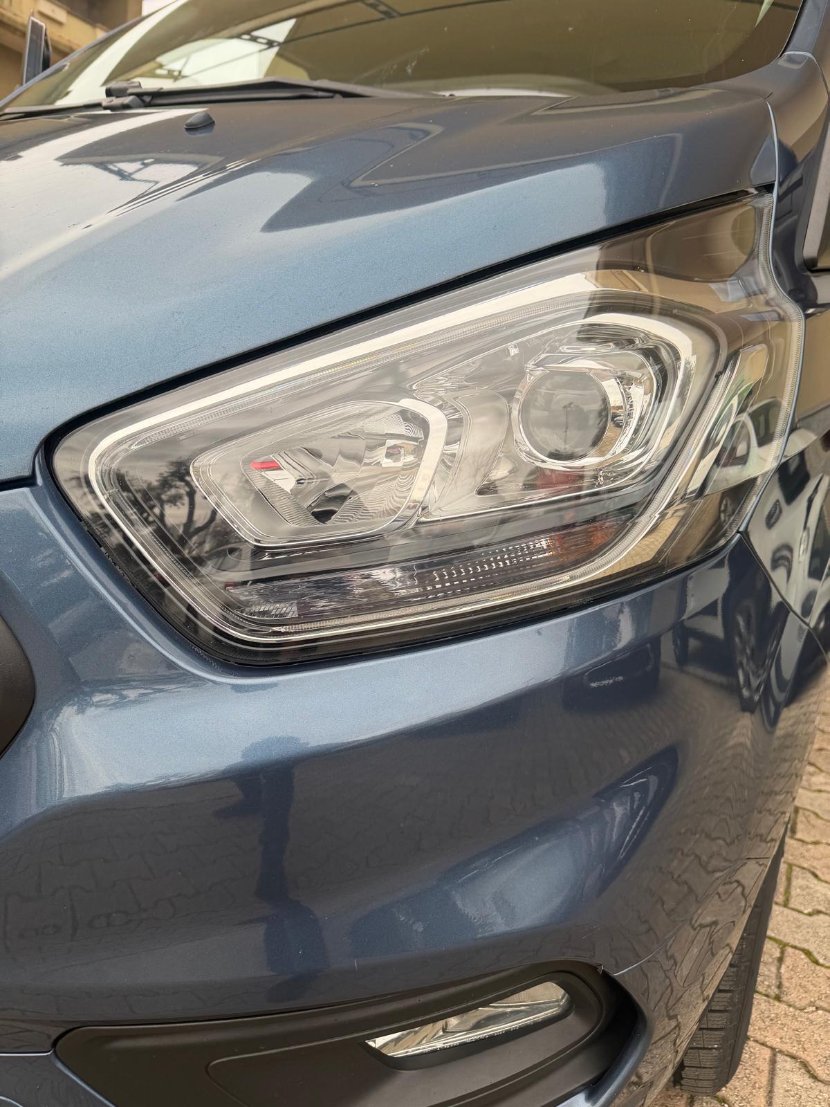 Ford Transit Custom 320 2.0 TDCi PC 9 posti Trend