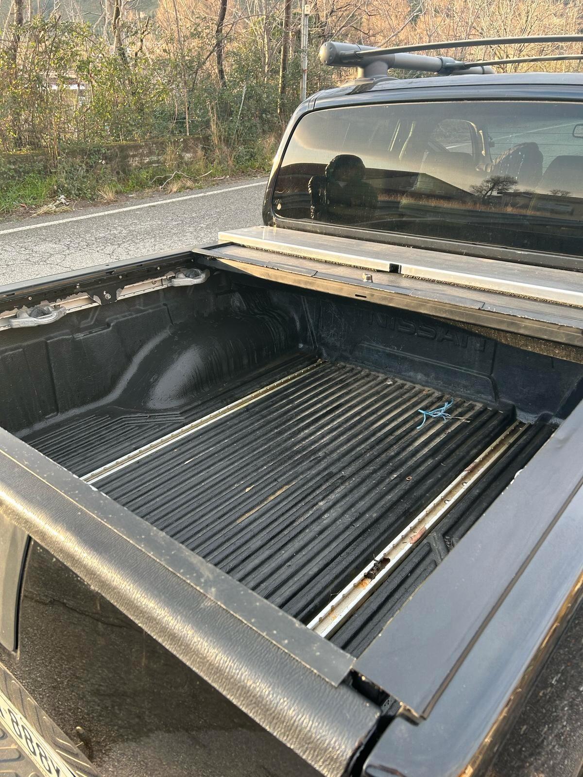 Nissan Navara 2.5 dCi 4 porte Double Cab Sport