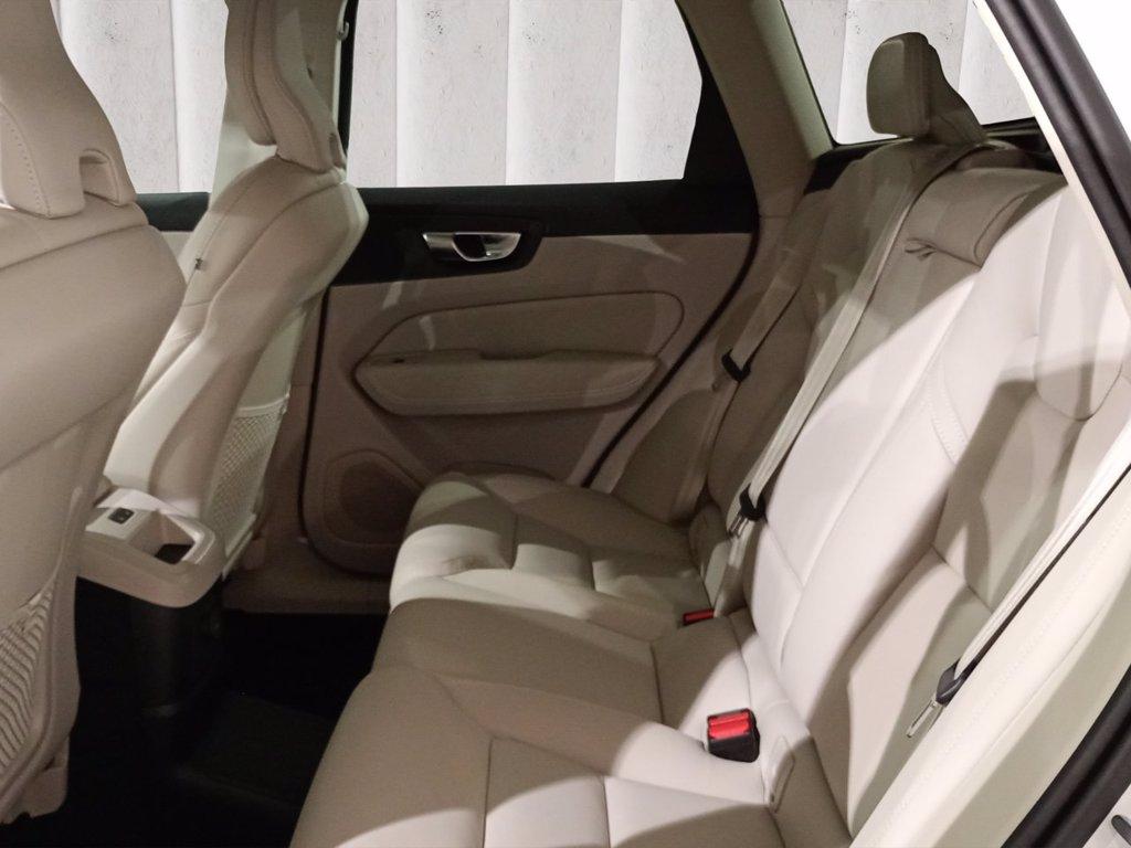 VOLVO XC60 2.0 t6 recharge phev obc 6,4kW Ultimate Dark awd auto del 2024