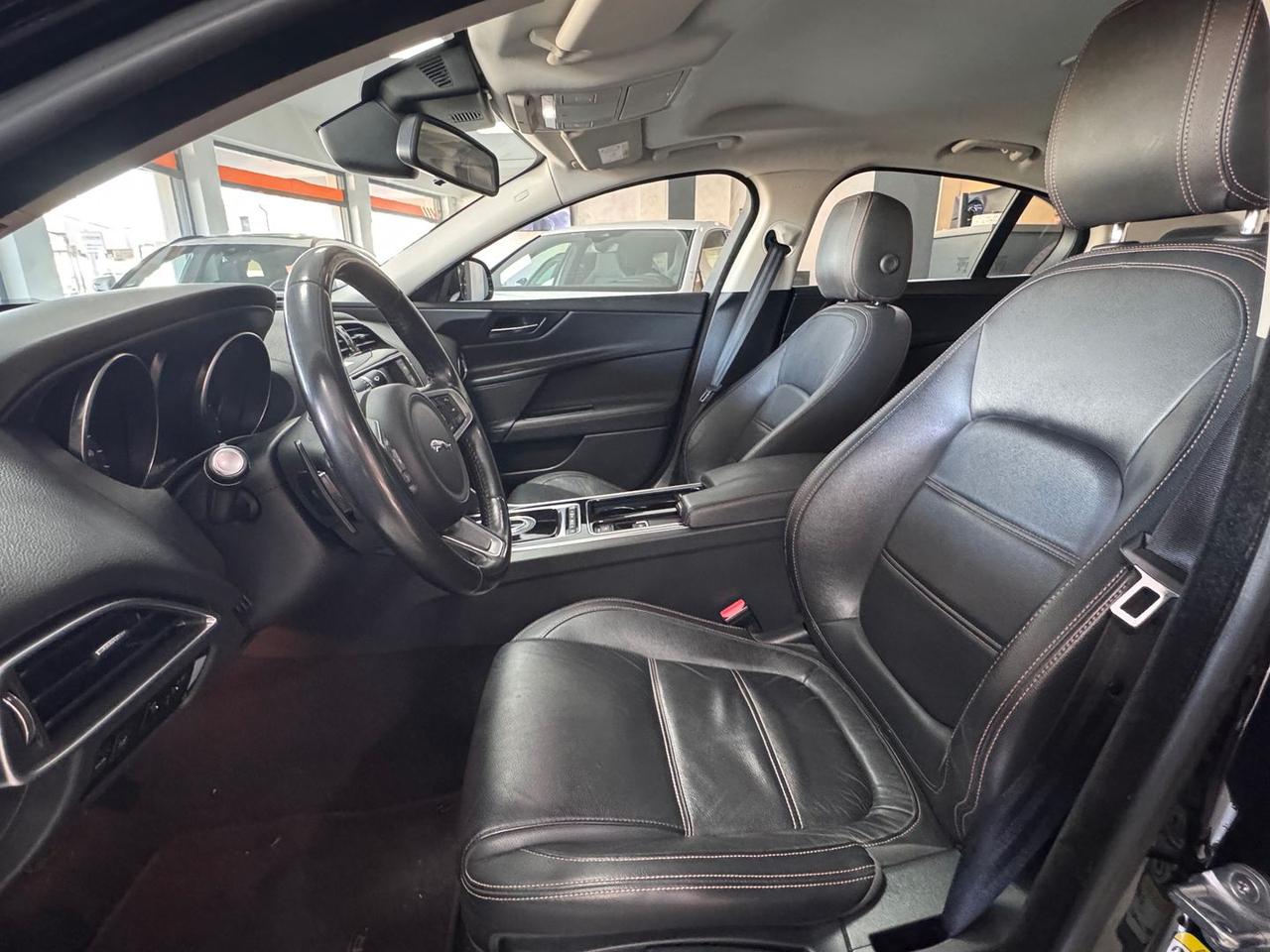 Jaguar XE Prestige Business Edition 2.0 20d #6791