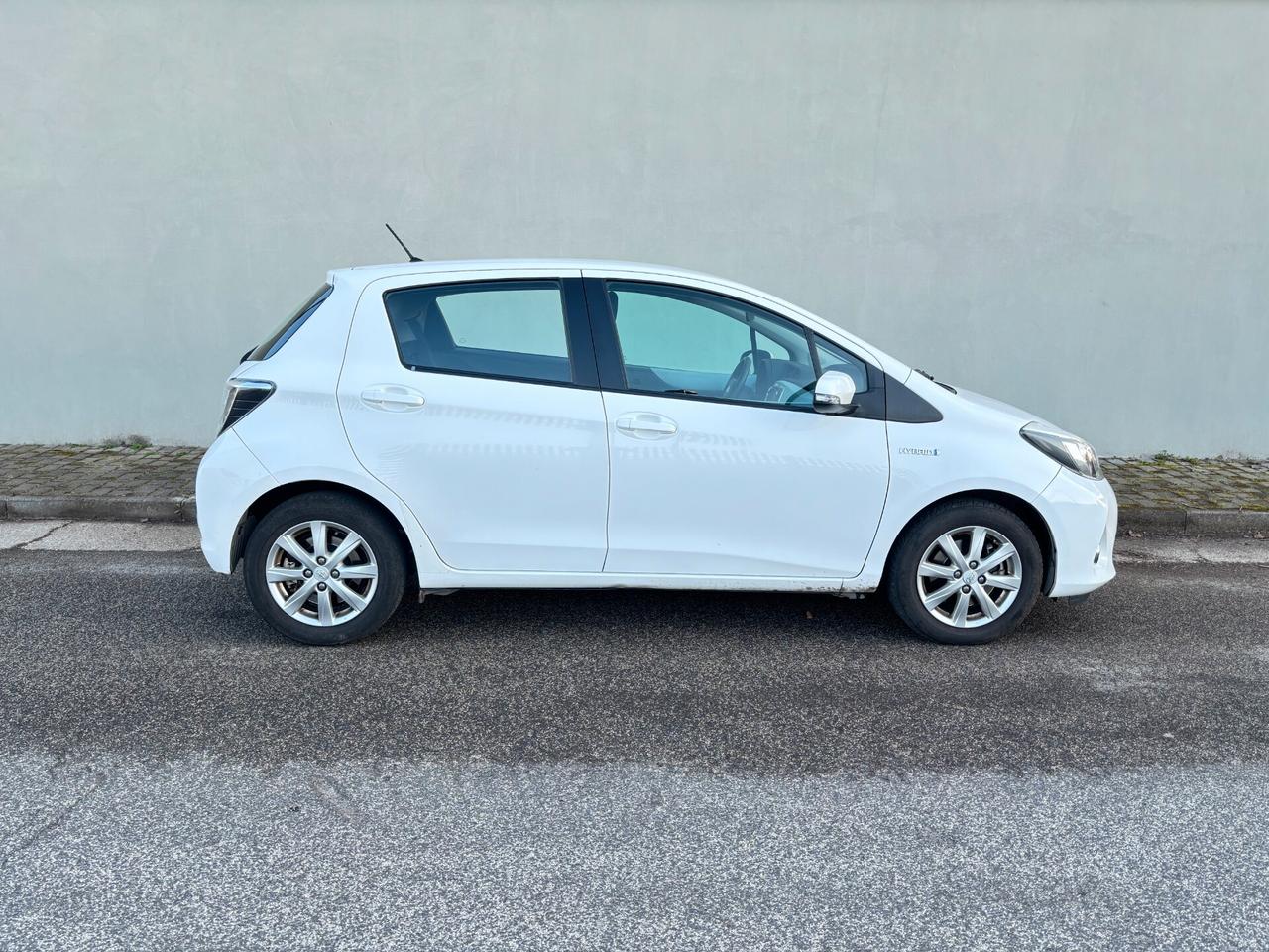 Toyota Yaris 1.5 Hybrid 5 porte Lounge Più