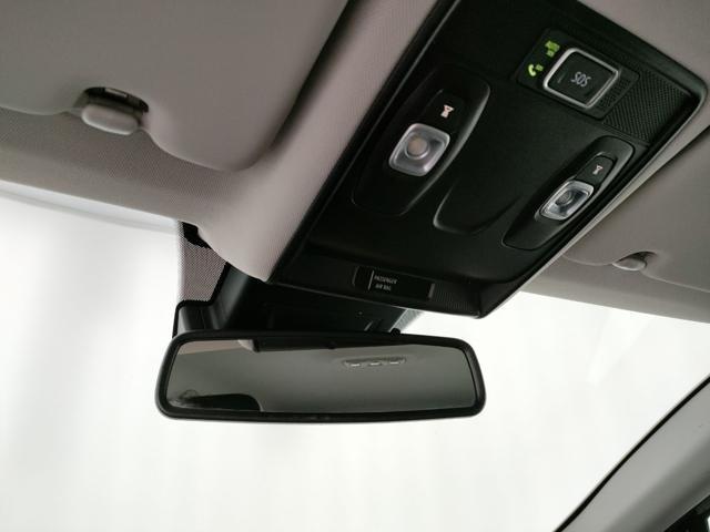 RENAULT Captur Blue dCi 115 CV EDC Intens