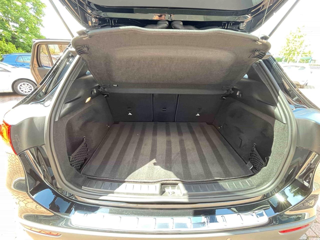 Mercedes-benz GLA 200 Automatic Sport