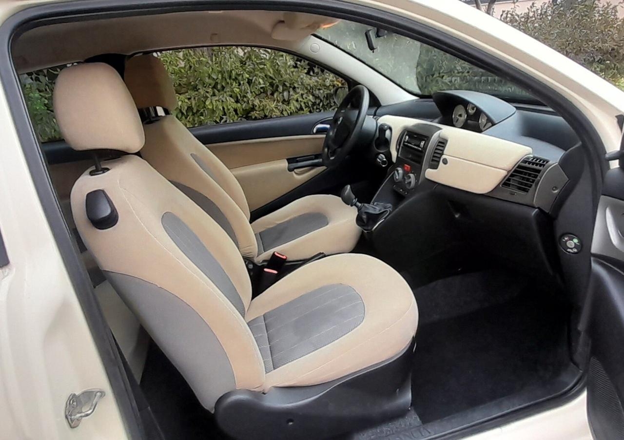 Lancia Ypsilon 1.2 Argento