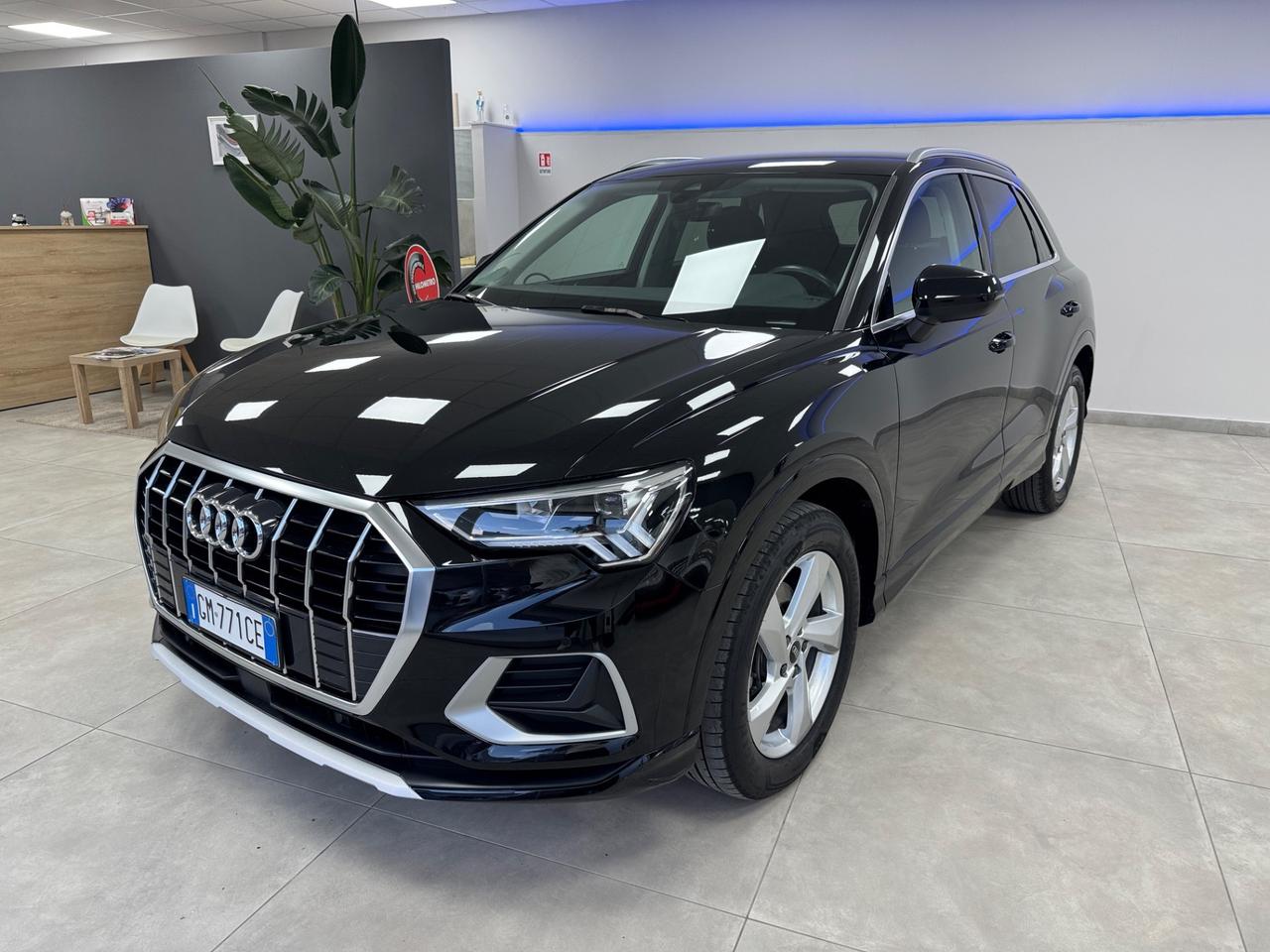 Audi Q3 35 TDI S tronic Business Advanced