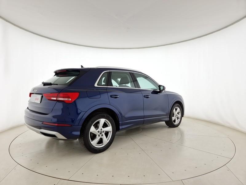 Audi Q3 35 2.0 tdi business advanced s-tronic