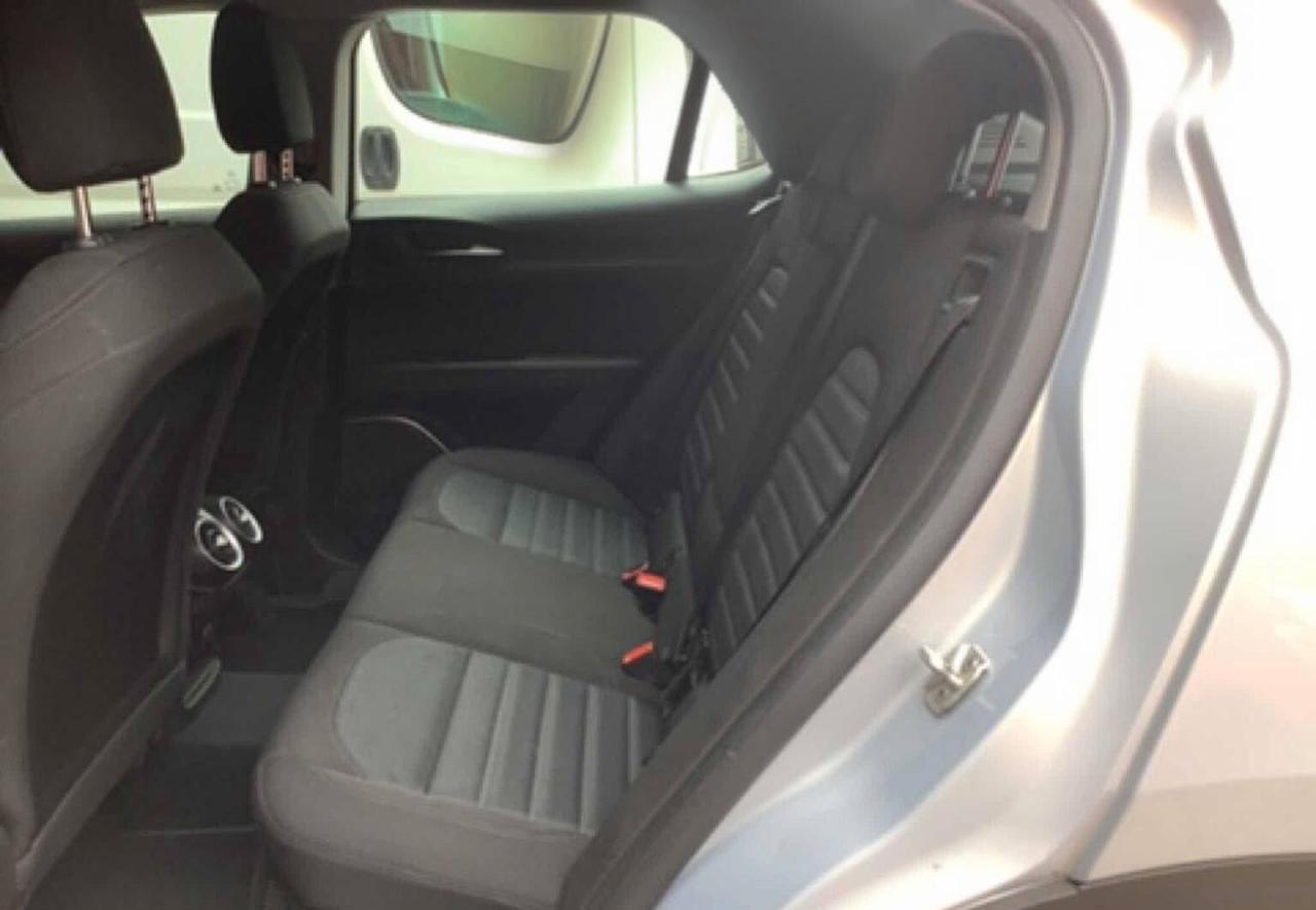 Alfa Romeo Stelvio 2.2 Turbodiesel 160 CV AT8 RWD Super 2020