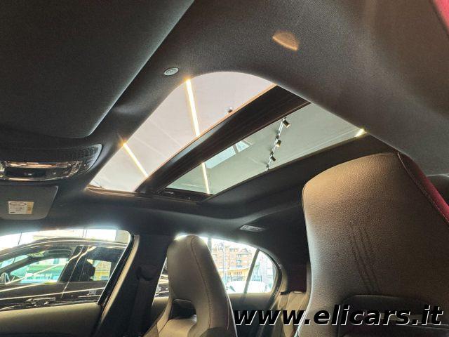 MERCEDES-BENZ A 180 Automatic 4p. AMG Line Premium