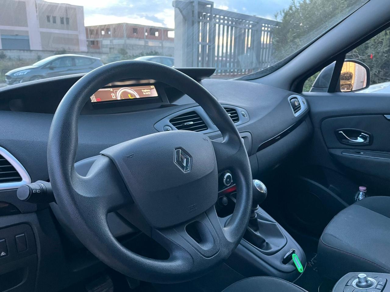 Renault Scenic Scénic XMod 1.5 dCi 110CV Wave