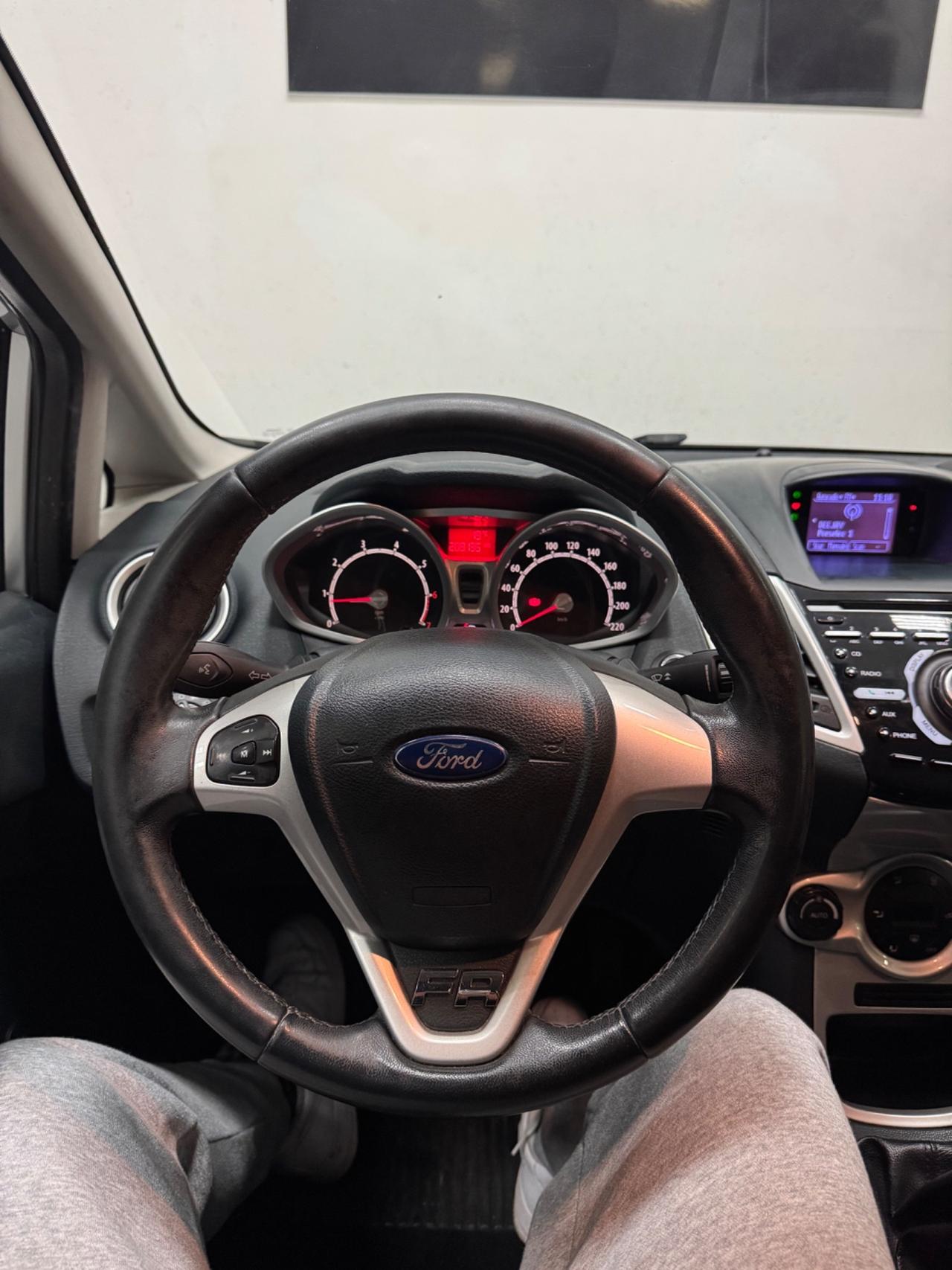 Ford Fiesta 1.4 5p. Bz.- GPL Titanium