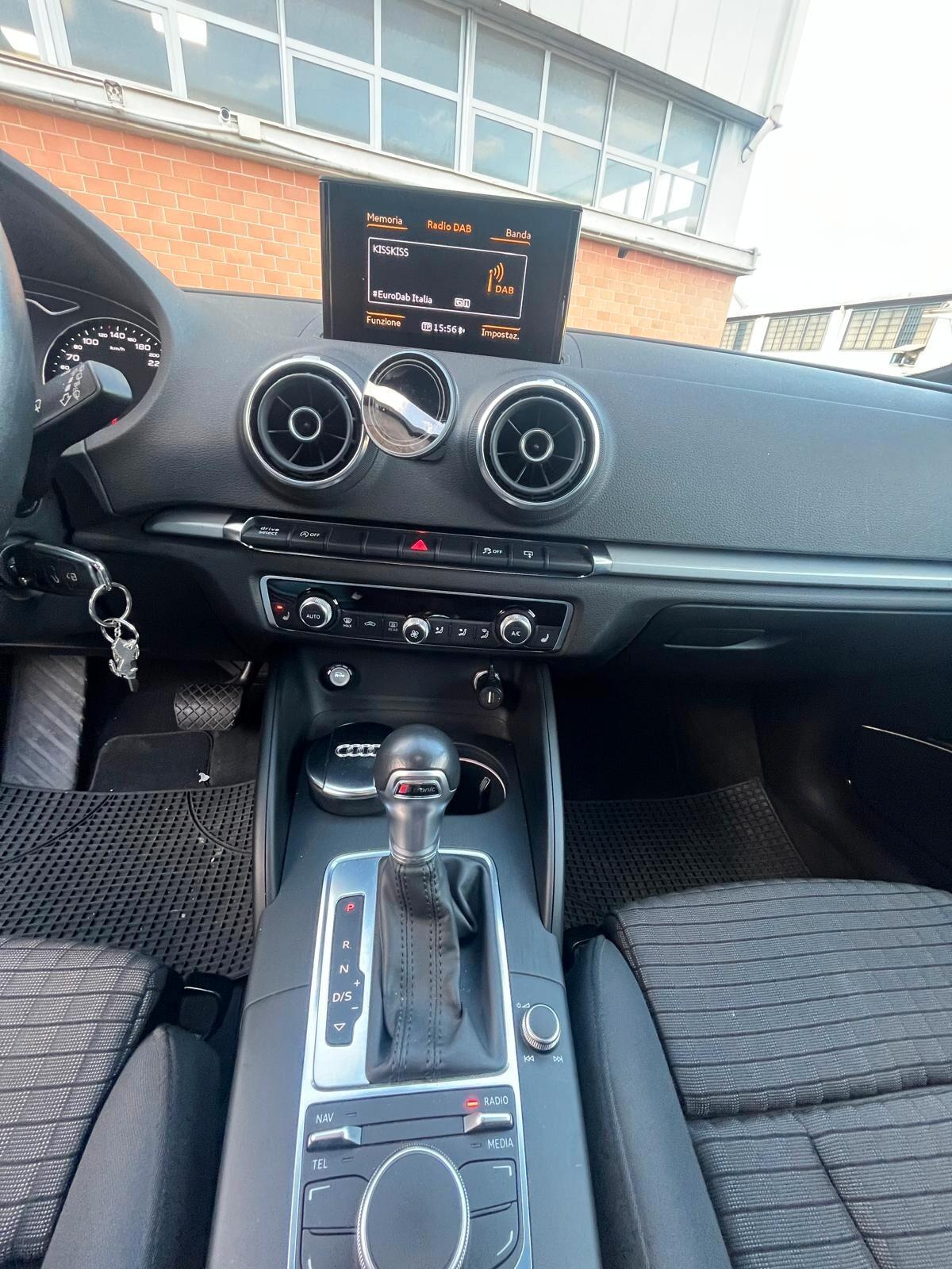 Audi A3 1.2 TFSI 110 CV S tronic Admired benzina/gpl