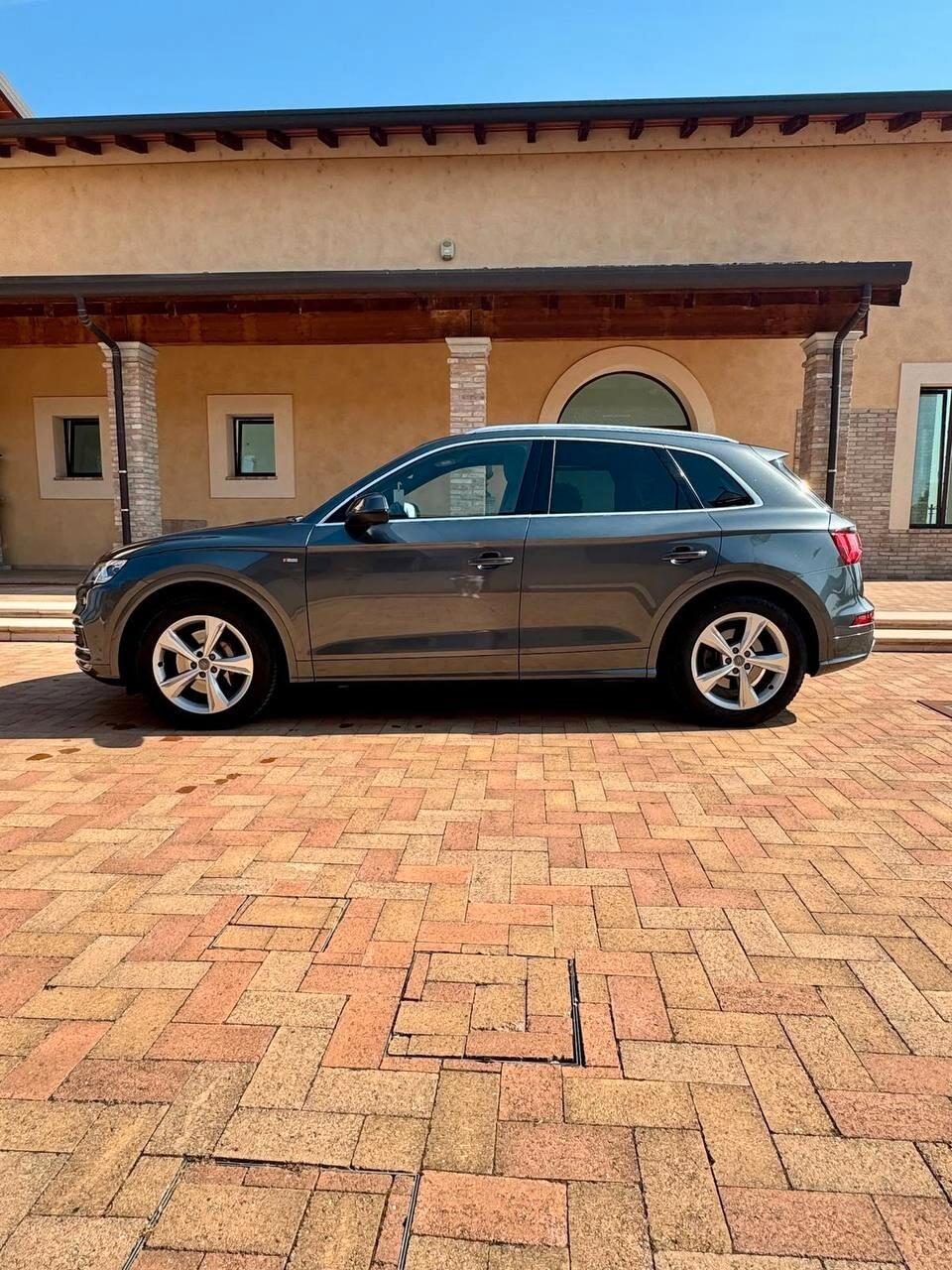 Audi Q5 50 TDI quattro tiptronic