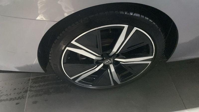 Peugeot 308 308 Plug-in Hybrid 225 e-EAT8 SW GT