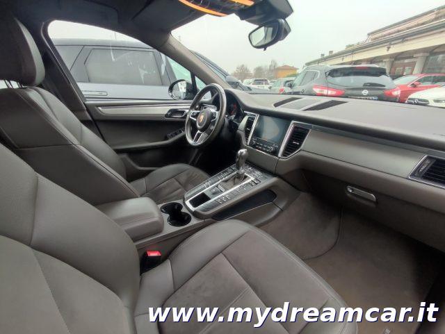 PORSCHE Macan 2.0