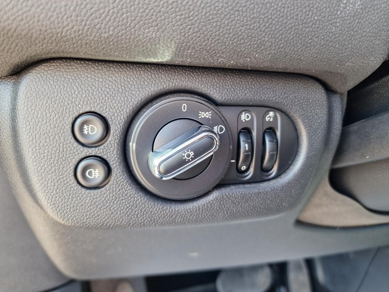 Mini One Clubman 1.5 D Business Automatica