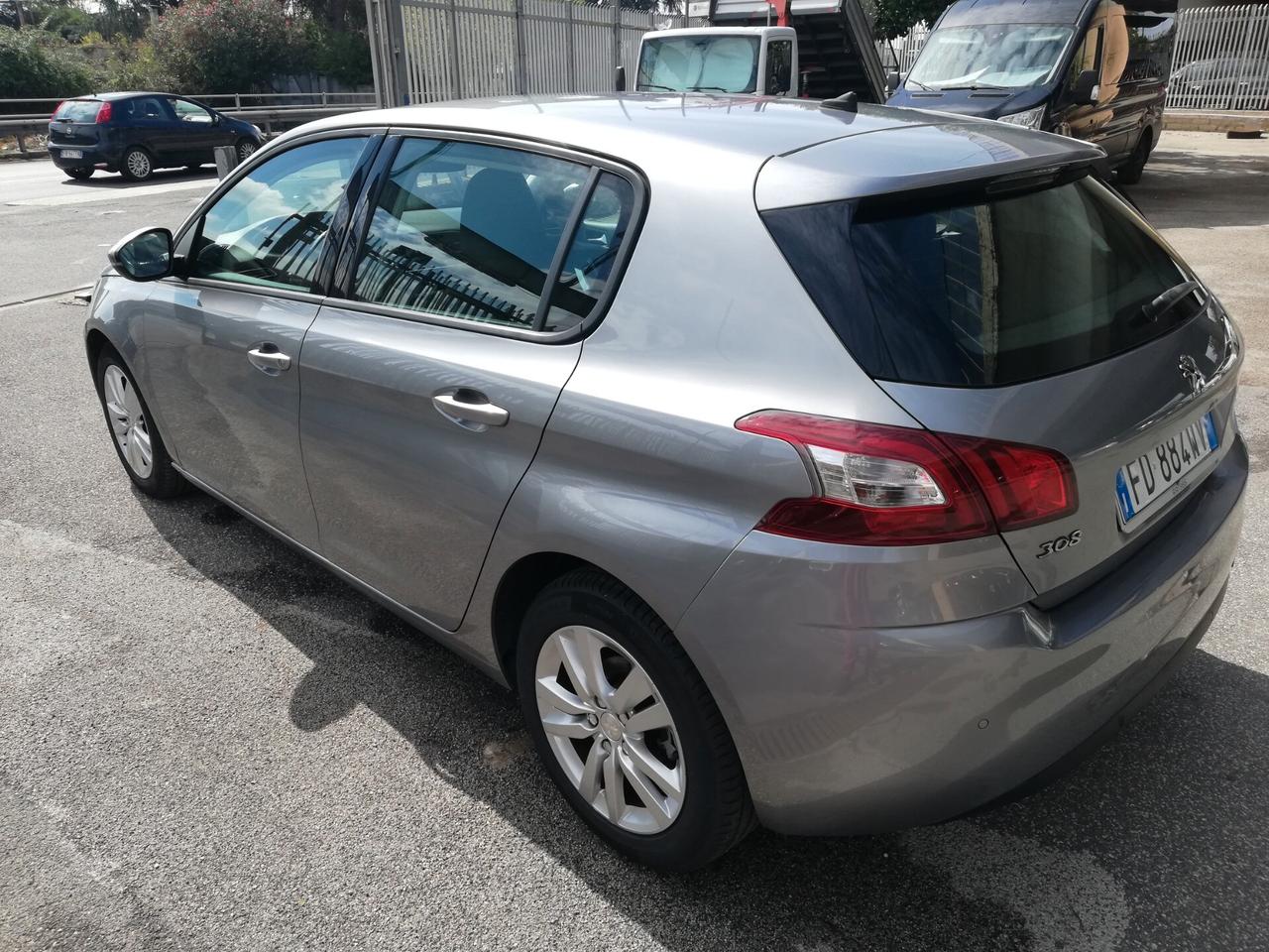 Peugeot 308 BlueHDi 120 S&S Allure