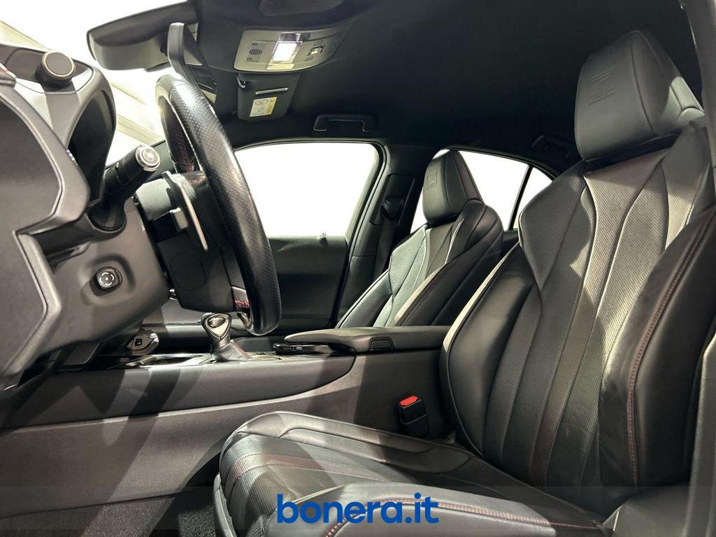 Lexus UX 250 2.0 Hybrid F-Sport 4WD