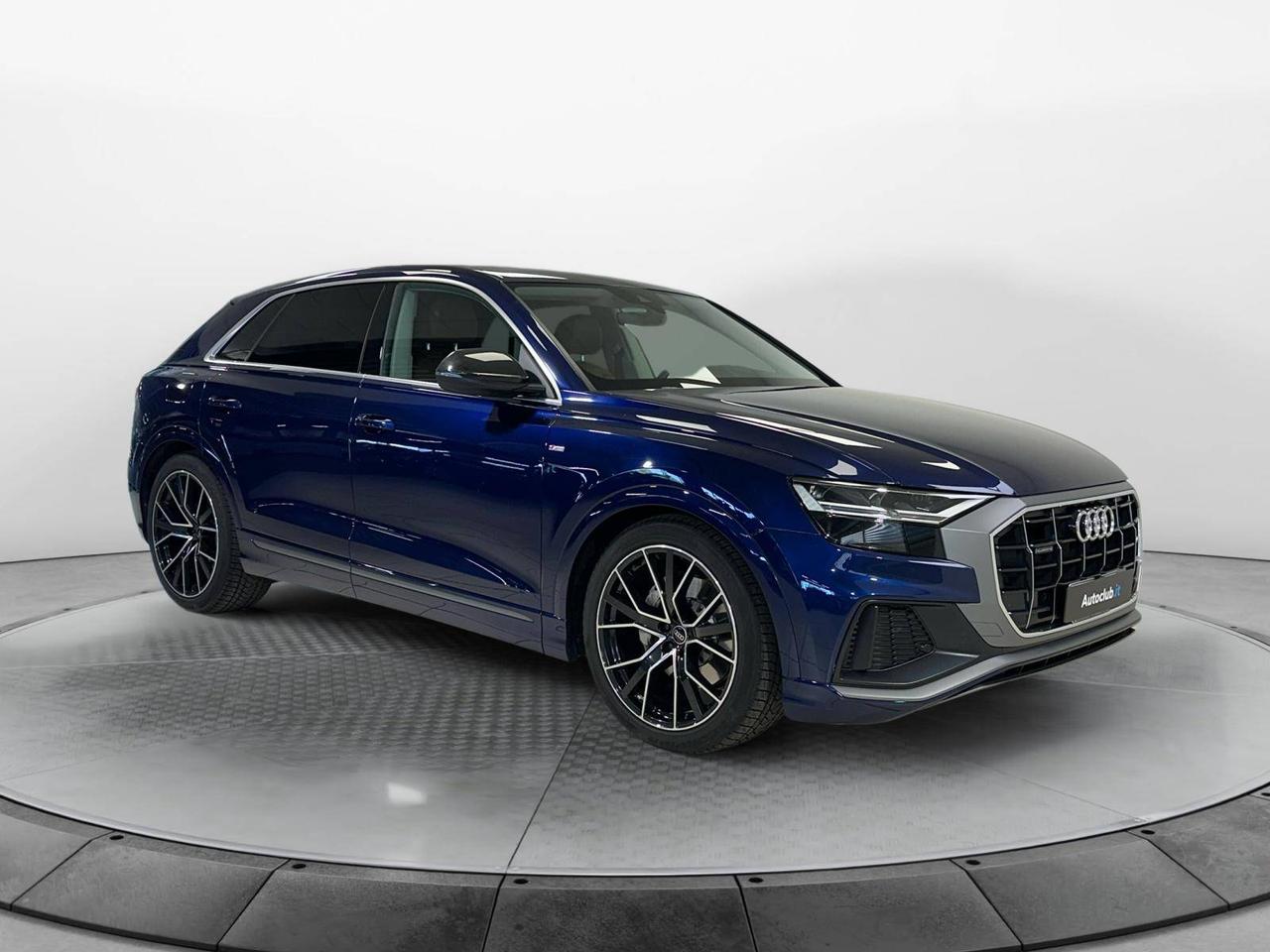 Audi Q8 50 3.0 tdi mhev Quattro 286cv