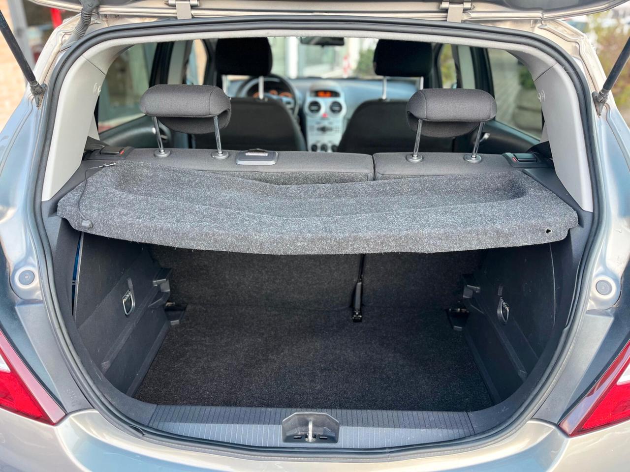 Opel Corsa 1.2 Cosmo