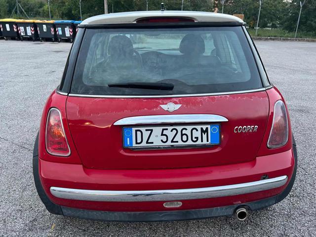 MINI Cooper 1.6 16V Cooper senza nessun lavoro da fare