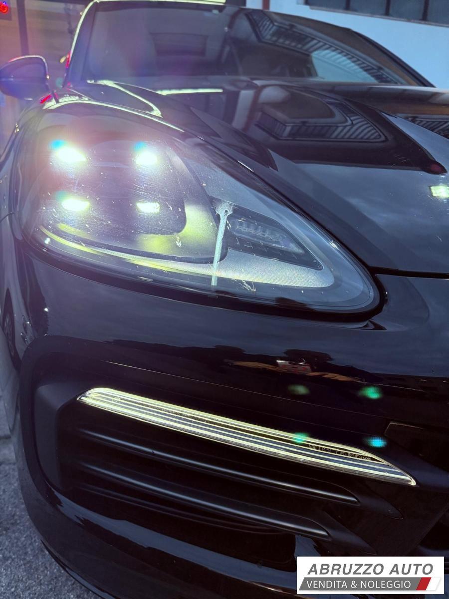 PORSCHE Cayenne 3.0 V6 E-Hybrid