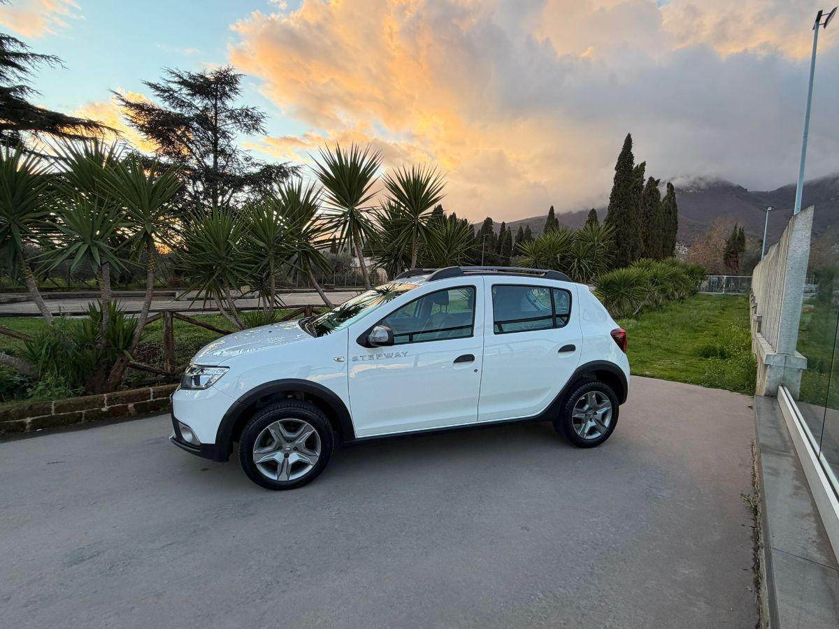 DACIA - Sandero - Stepway 1.5 dCi 90 CV S&S