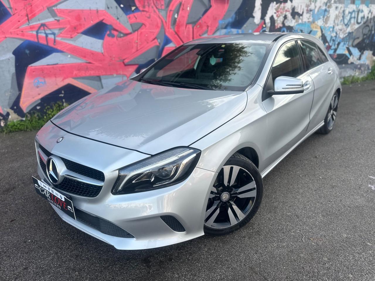 MERCEDES A180 CDI AUTOM/NAVI/LED/F1