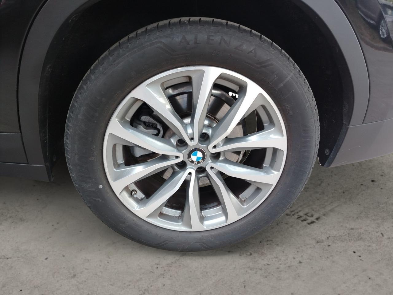 BMW X3 xdrive20d mhev 48V auto