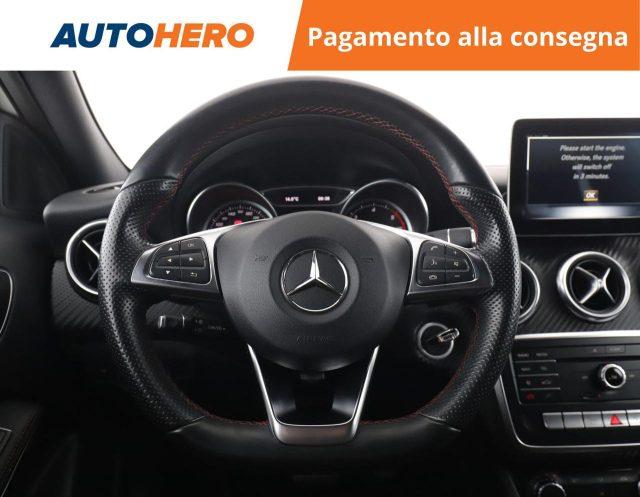 MERCEDES-BENZ A 200 d Automatic Premium