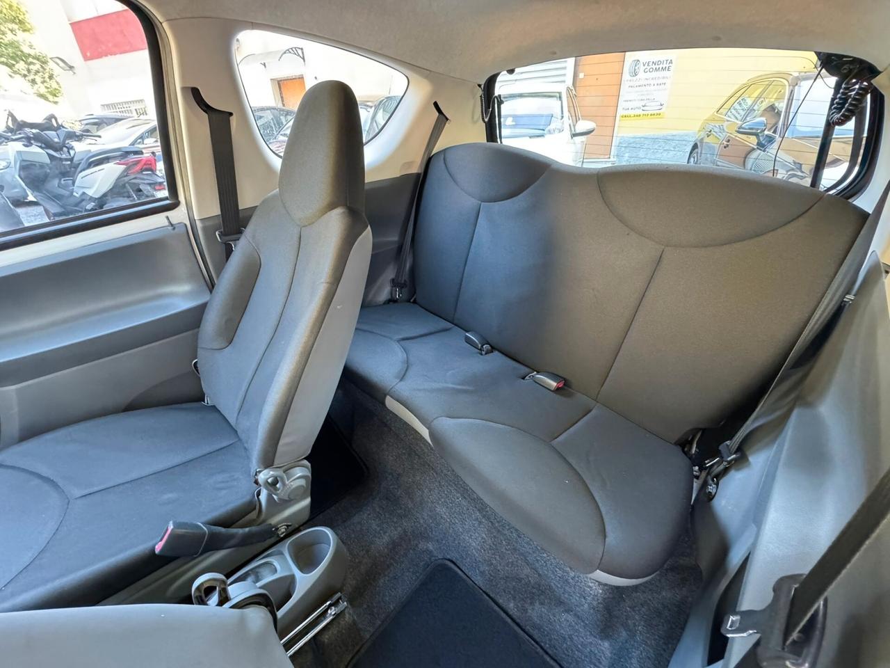 Toyota Aygo 1.0 12V VVT-i 3 porte Now Connect GARANZIA 1 ANNO