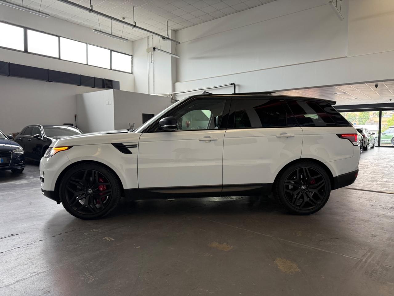 Land Rover Range Rover Sport 3.0 SDV6 HSE Dynamic