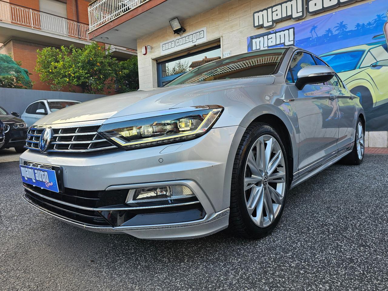 Volkswagen Passat 2.0 BiTDI 4MOTION DSG R-LINE UNIPRO' TAGL UFF FULL
