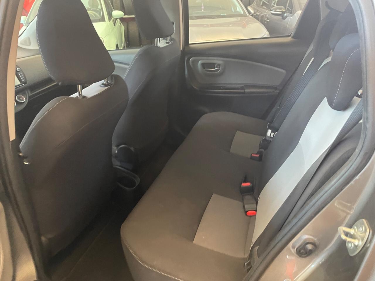 Toyota Yaris 1.0 5 porte*Neopatentati*