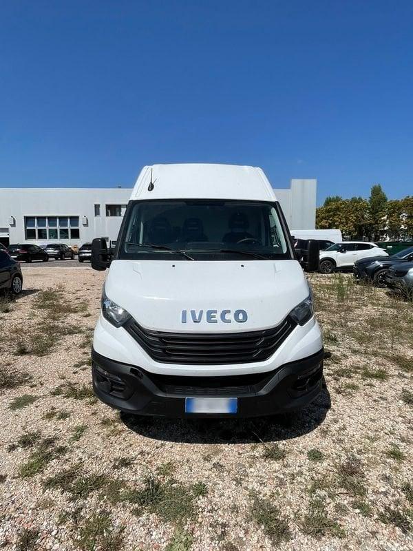 Iveco Nuovo DAILY 22 35s 16v 2.3 htp plm-tm FURGONE ** PREZZO + IVA **