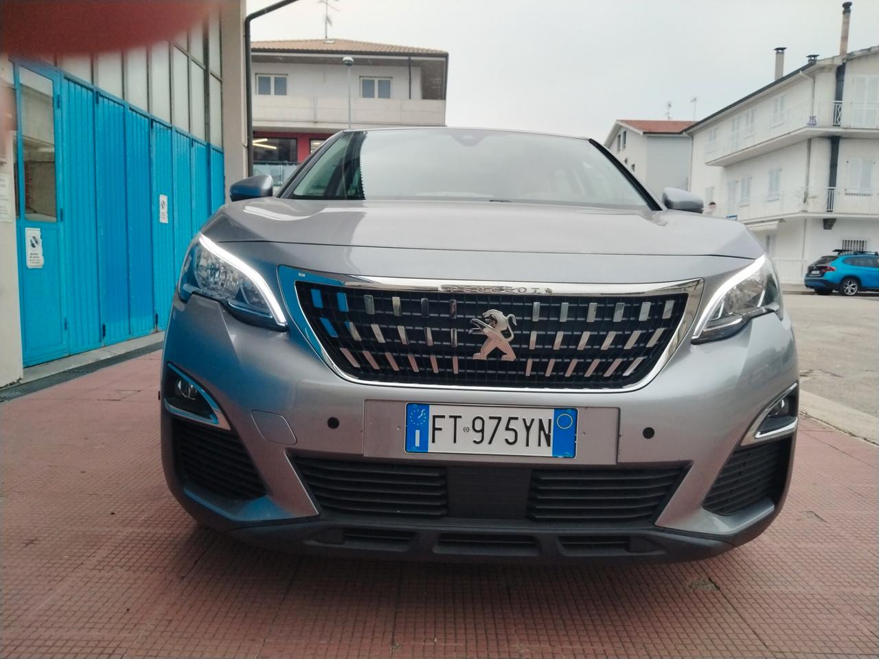 Peugeot 3008 BlueHDi 120 S&S Business