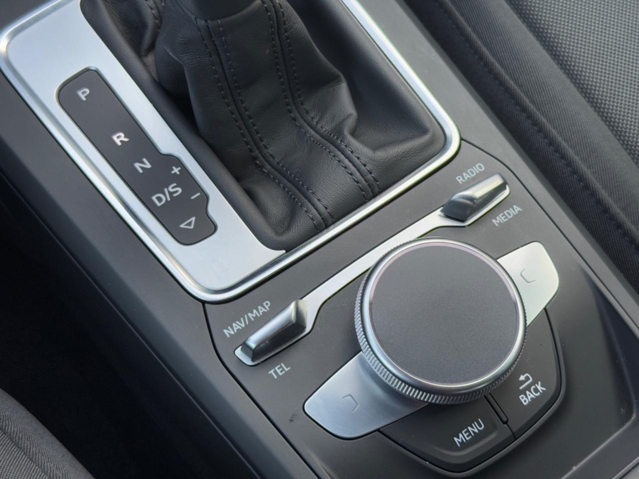 Audi Q2 30 TDI S tronic IMPECCABILE!