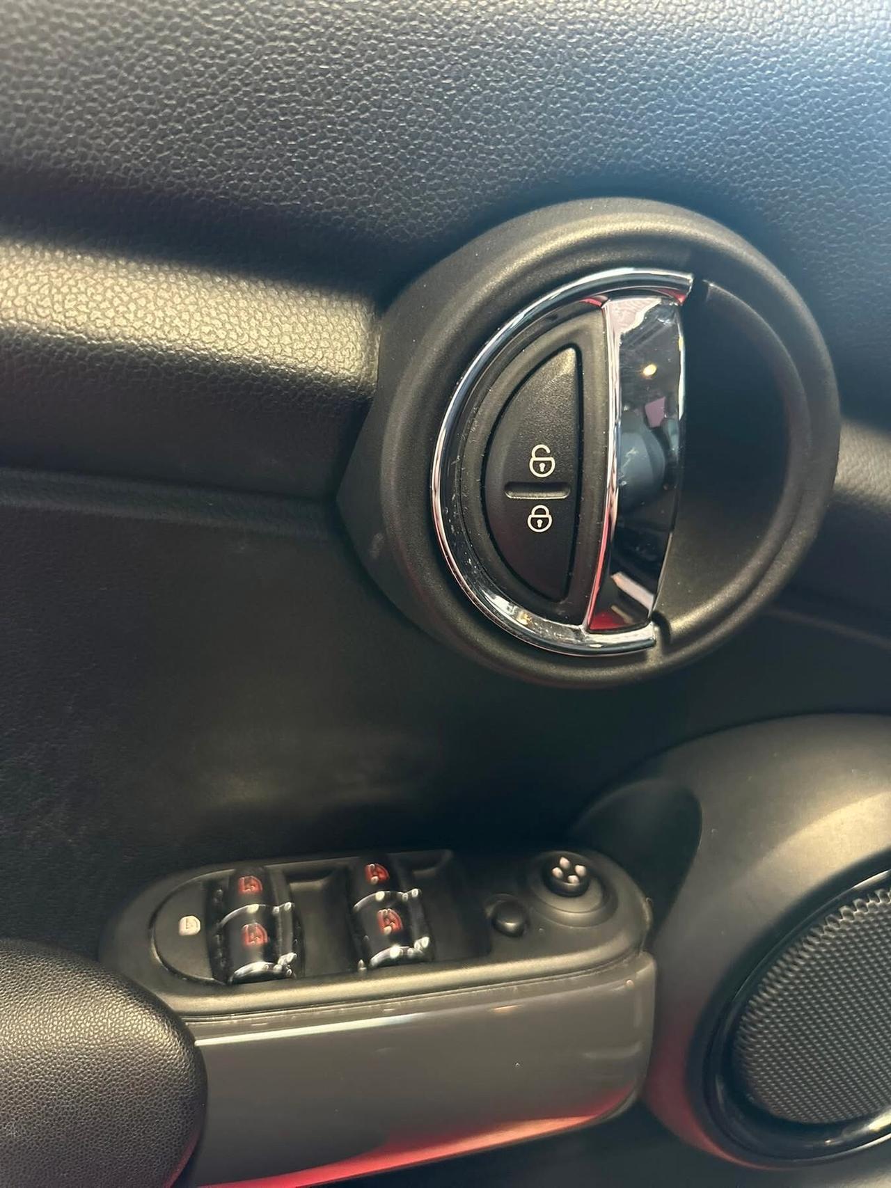 Mini 1.5 One D NEOPATENTATI (KM CERT)