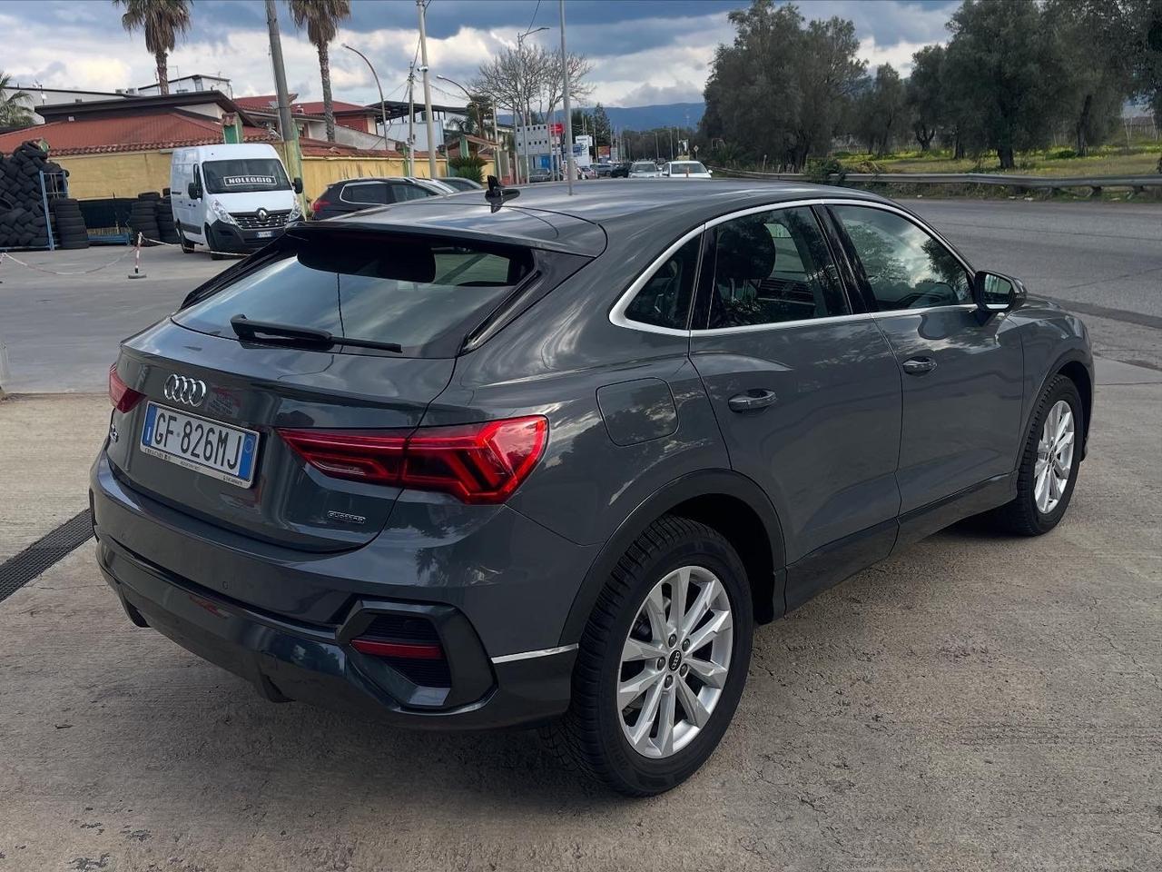 Audi Q3 SPB 35 TDI S tronic Business Plus