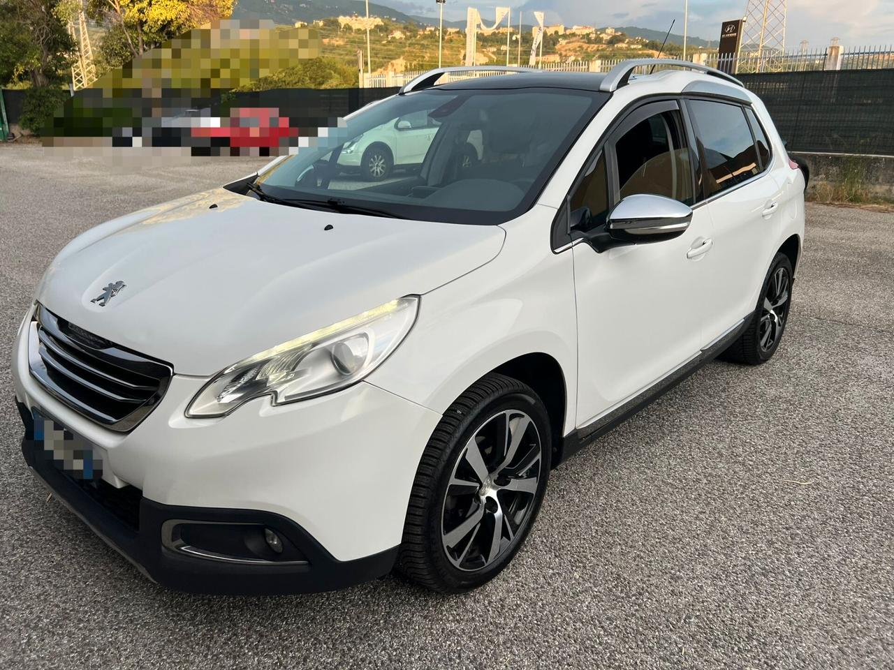 Peugeot 2008 1.6 e-HDi 115 CV Stop&Start Allure