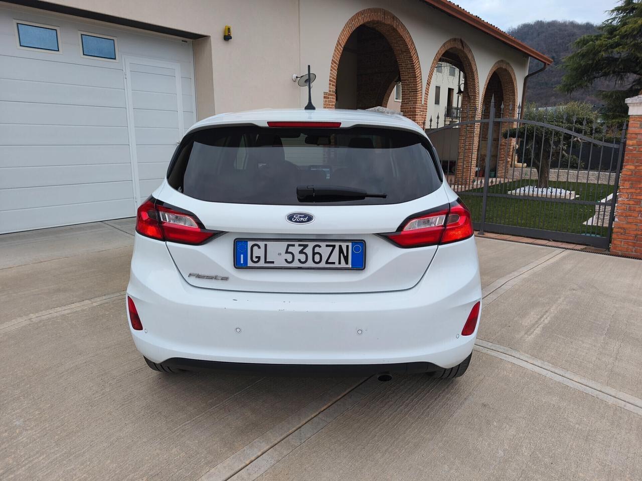 Ford Fiesta 1.1 - Titanium Neopatentato -75 CV 5 porte