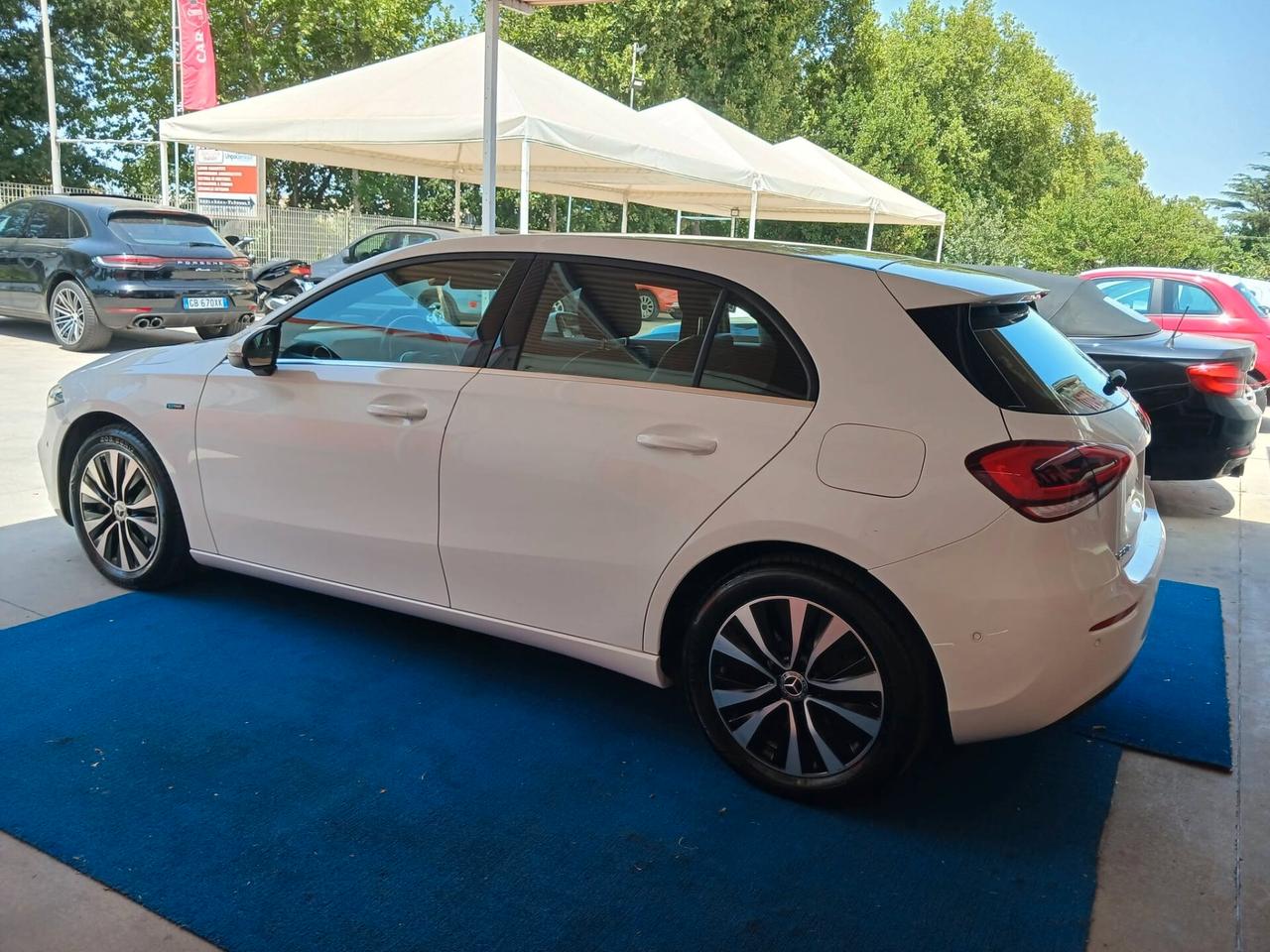 Mercedes-benz A 250 e Automatic EQ-Power Business Extra