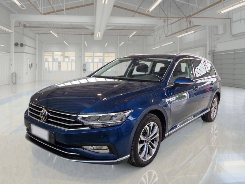 VOLKSWAGEN PASSAT VARIANT 2.0 TDI SCR EVO 110 KW EXECUTIVE DSG STATION WAGON