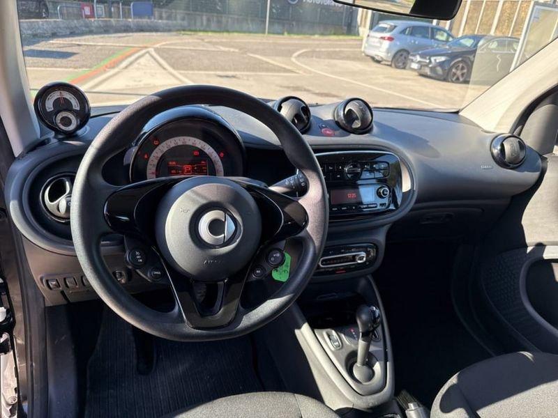 smart fortwo EQ PURE 4,6KW