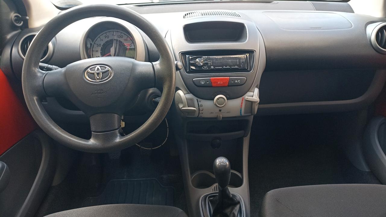 Toyota Aygo 1.0 12V VVT-i 5 porte