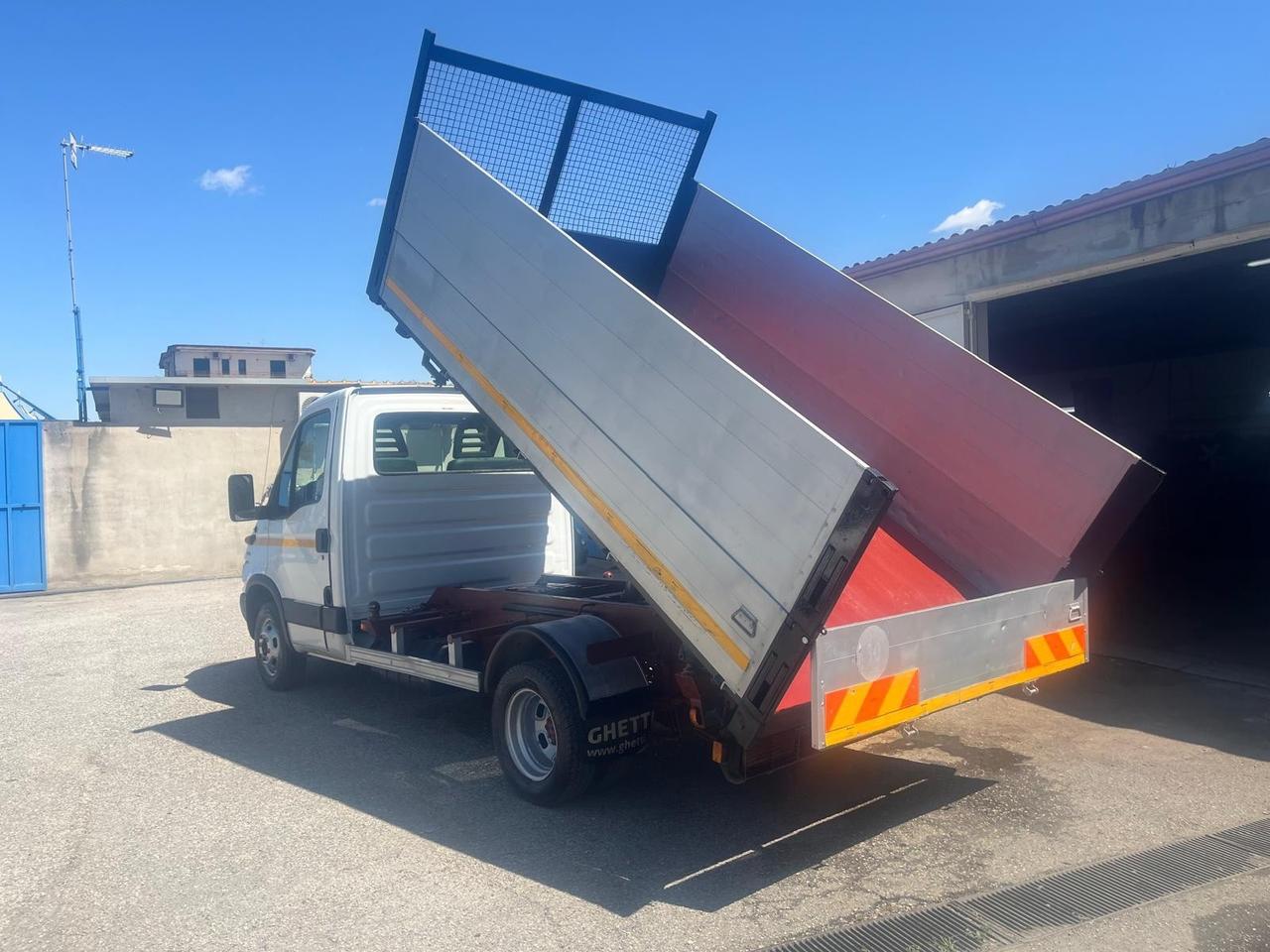 Iveco Daily 50c13 cassone ribalt/tril-2002
