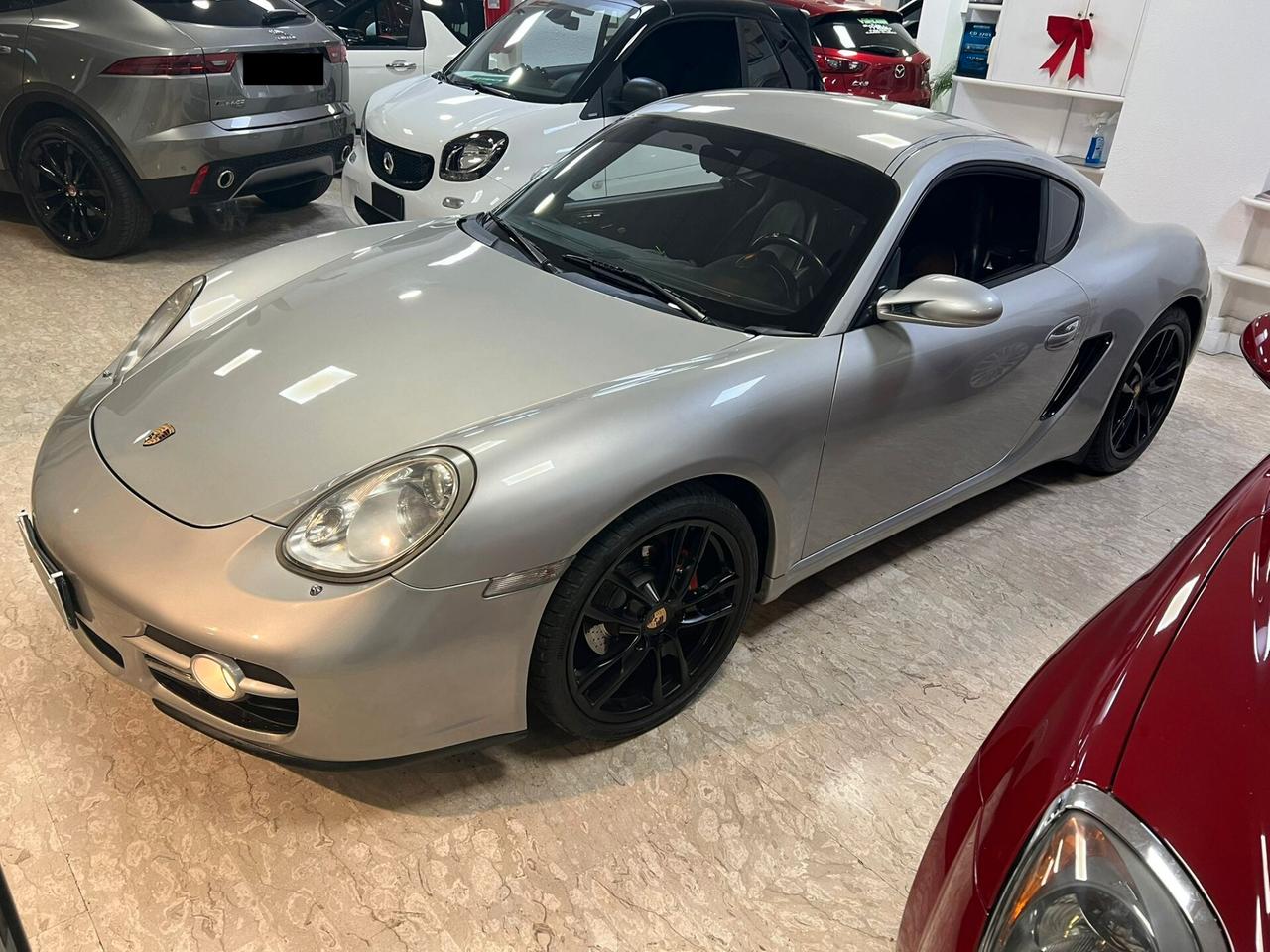 Porsche Cayman 2.7