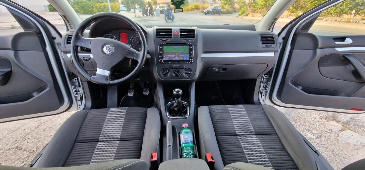 Volkswagen Golf 1.9 TDI 105cv 2008 Comfortline Perfetta