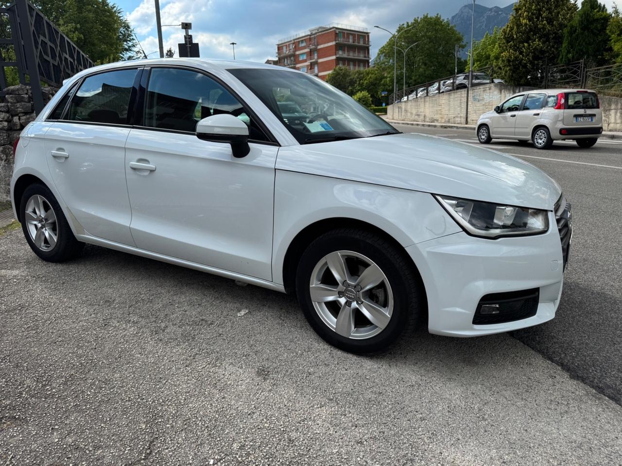 Audi A1 SPB 1.4 TDI ultra S tronic