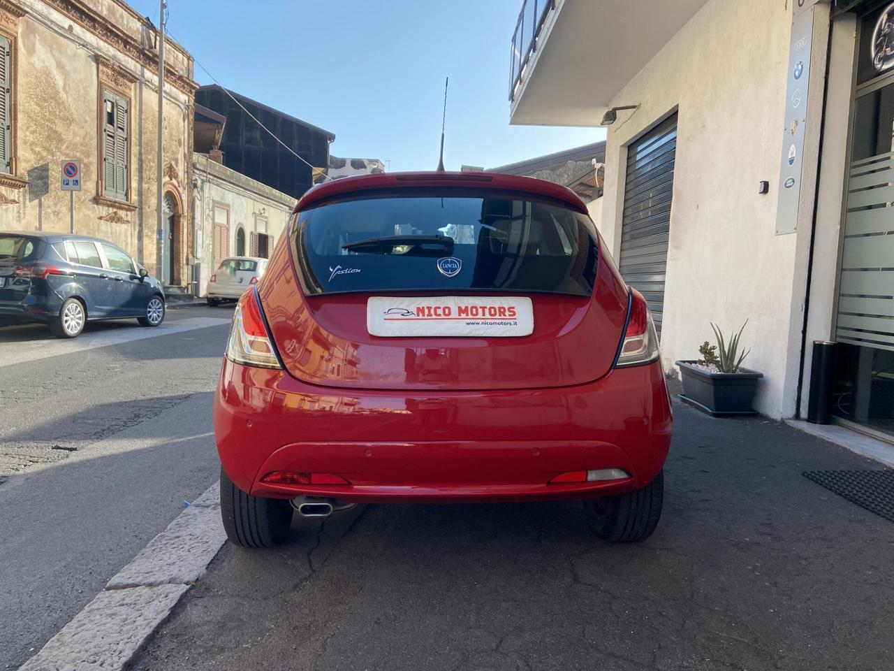 Lancia Ypsilon 1.3 MJT 16V 95 CV 5 porte S&S Silver