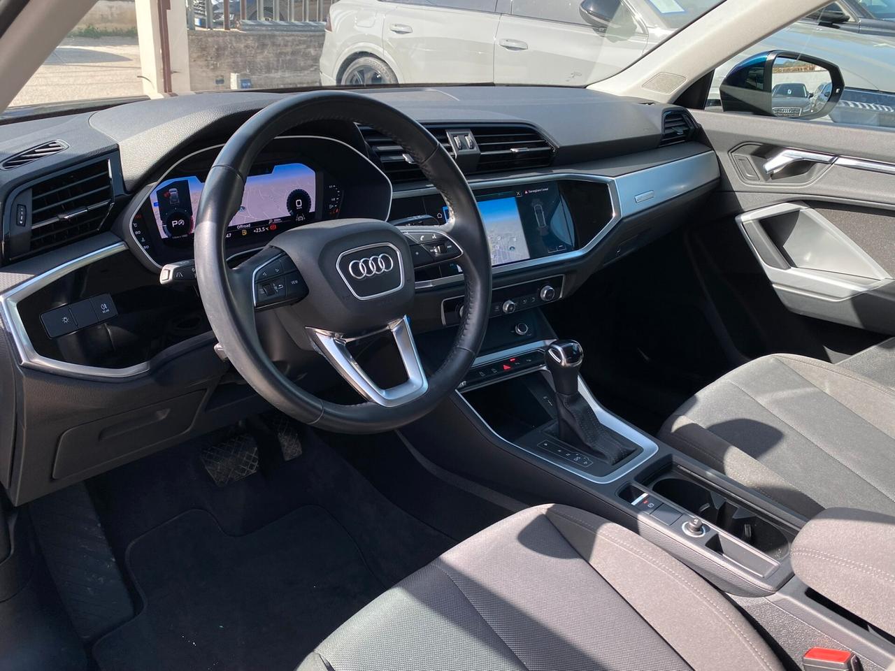 Audi Q3 Business 2.0 TDI 150CV S tronic 35